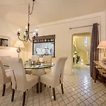Villa Mng Elliott46 *