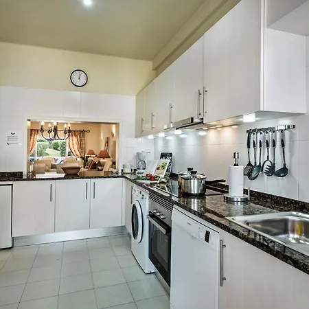 Mng Elliott46 Villa Vale do Lobo